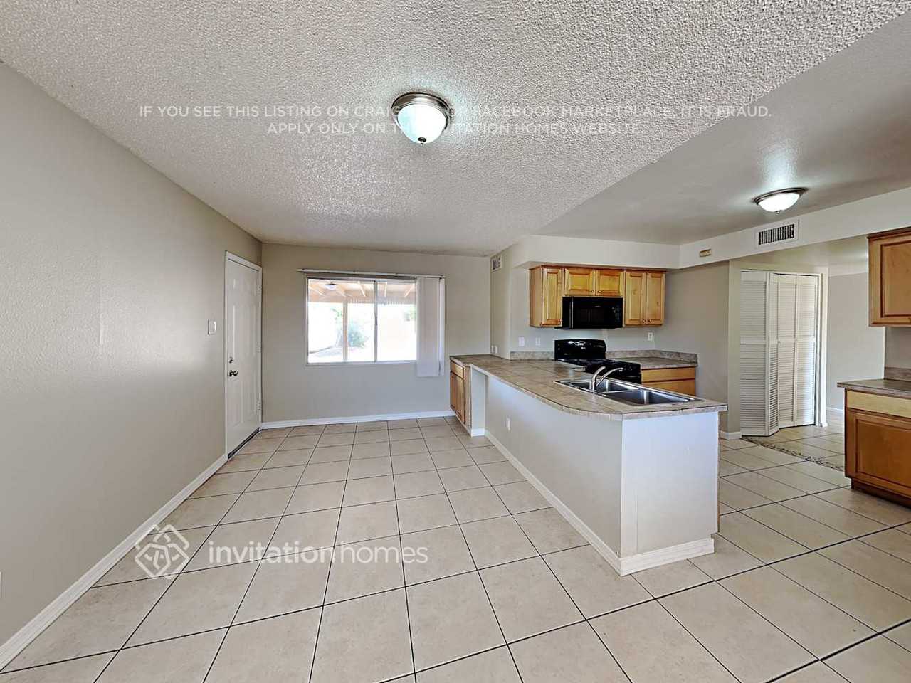 4630 W Marshall Ave - Photo 5 of 18