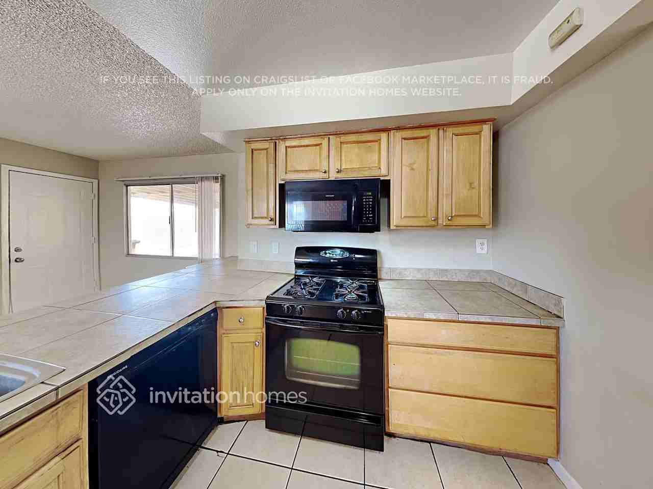 4630 W Marshall Ave - Photo 7 of 18