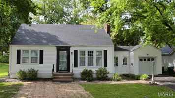 featured image of 207 Marilyn Dr #1