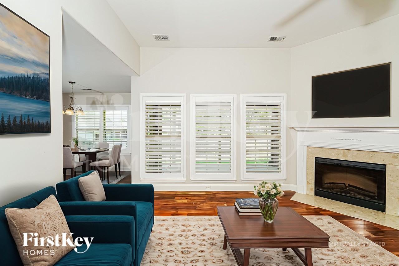417 Rock View Trl - Photo 4 of 19