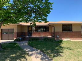 featured image of 2105 11th St #1