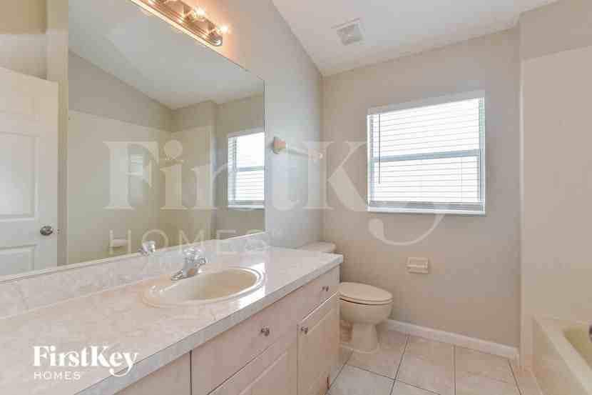 2916 Conner Ln - Photo 2 of 4