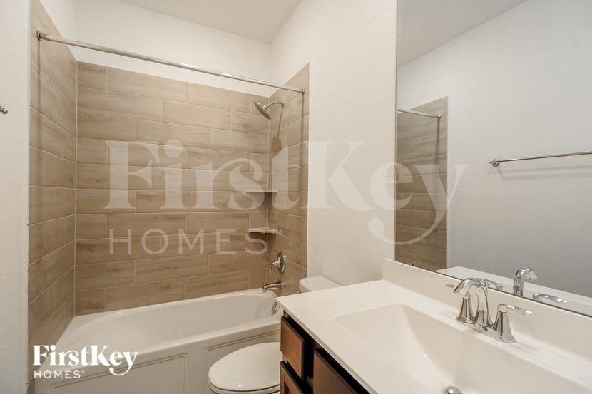 4222 Redford Valley Rd