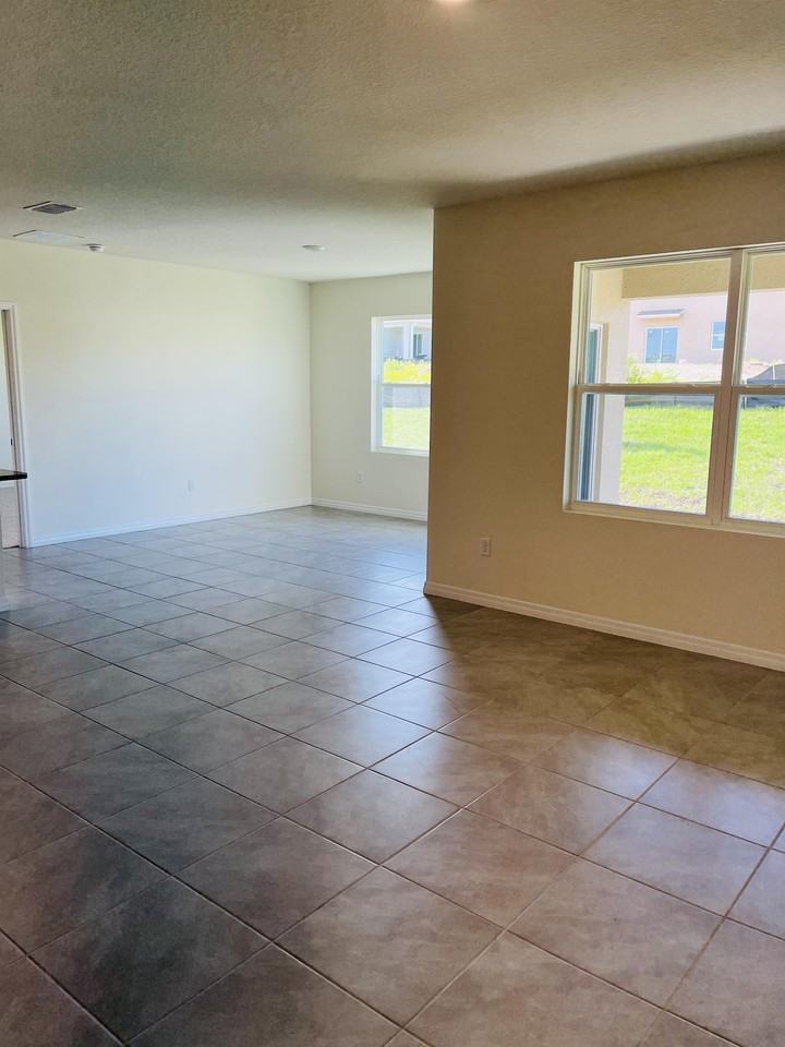 5256 Greenheart Ave #1 - Photo 6 of 20
