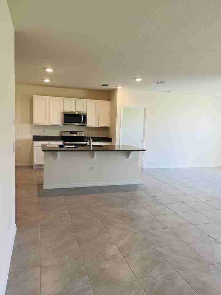 5256 Greenheart Ave #1 - Photo 7 of 20