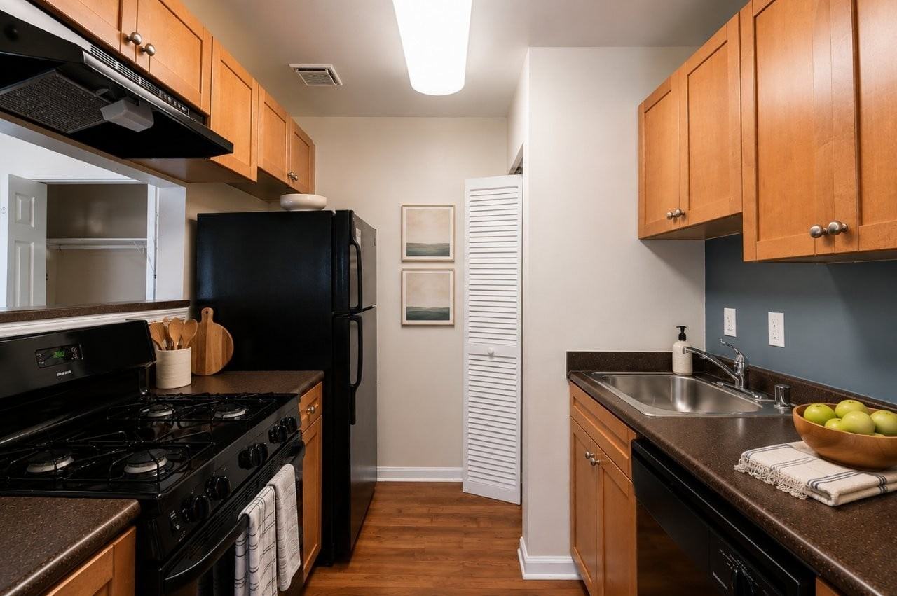 Parke Laurel Apartment Homes - Photo 3 of 23