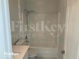 featured image of 1319 Nw 13th Ave