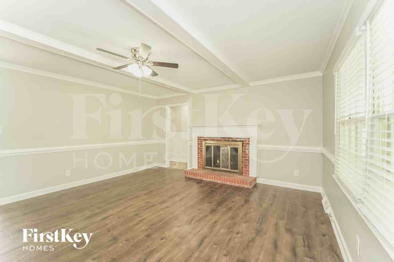 5430 Mallard Dr S - Photo 4 of 15