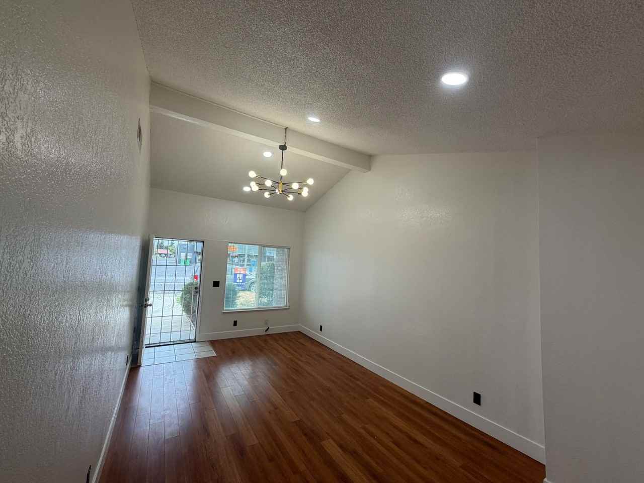 3614 S Port Dr - Photo 2 of 20