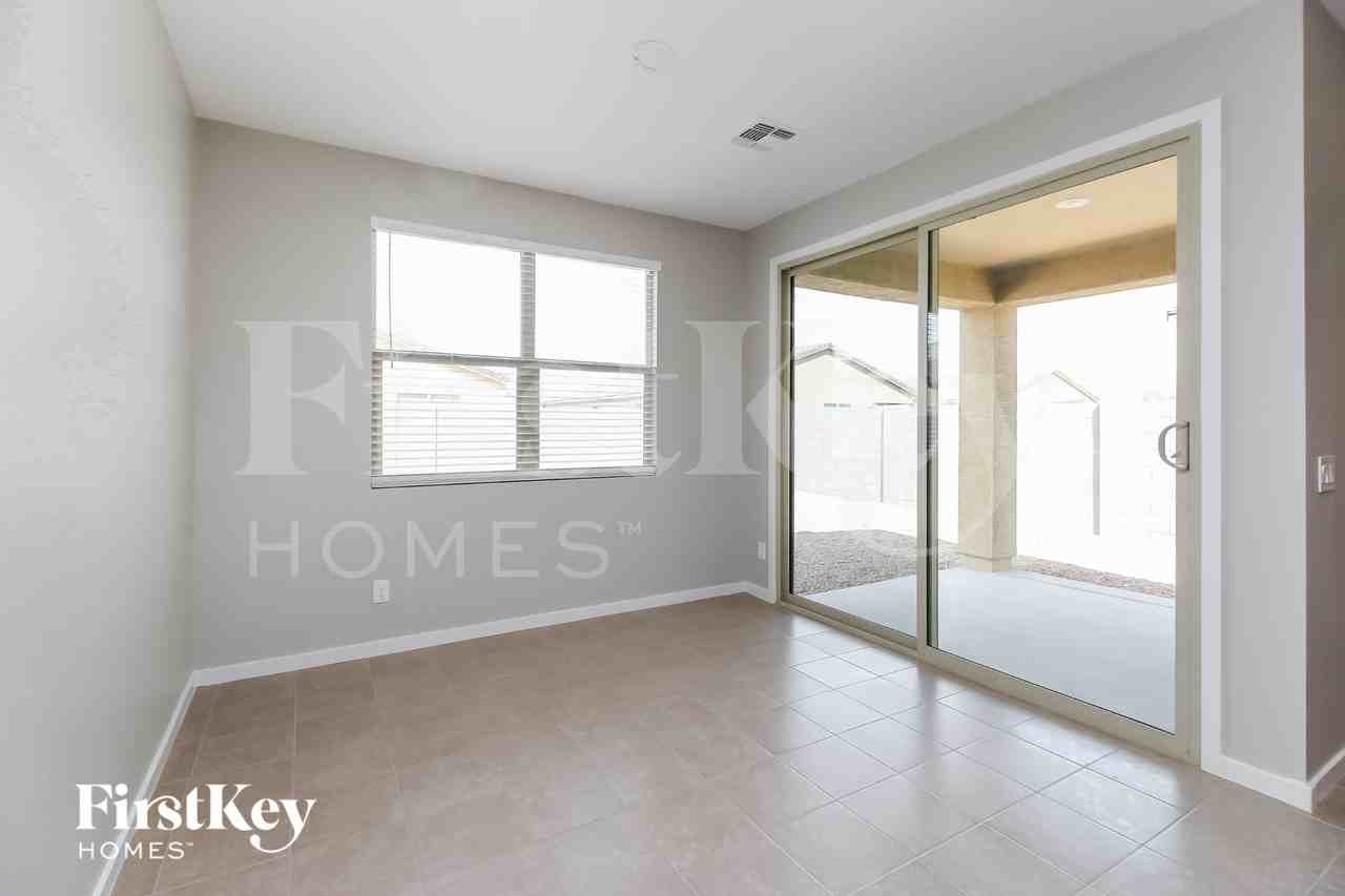 7020 E Teal Way - Photo 4 of 15