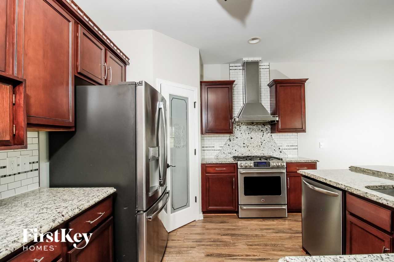 127 Wintergreen Ct - Photo 5 of 15