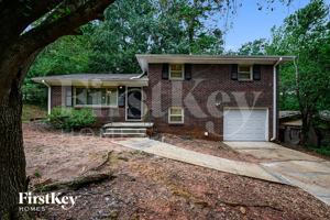 featured image of 2344 Tiffany Cir