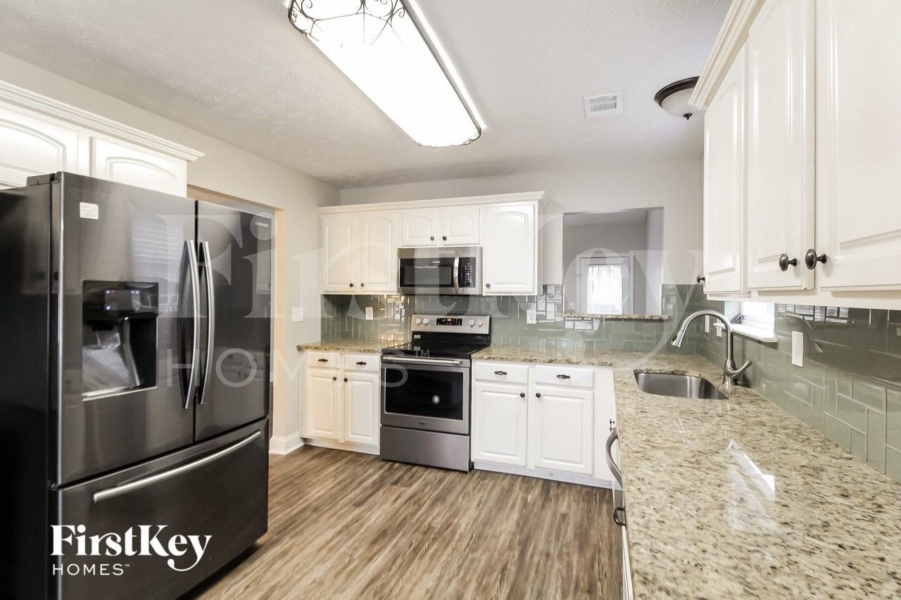 1439 Sierra Ridge Pl - Photo 4 of 15