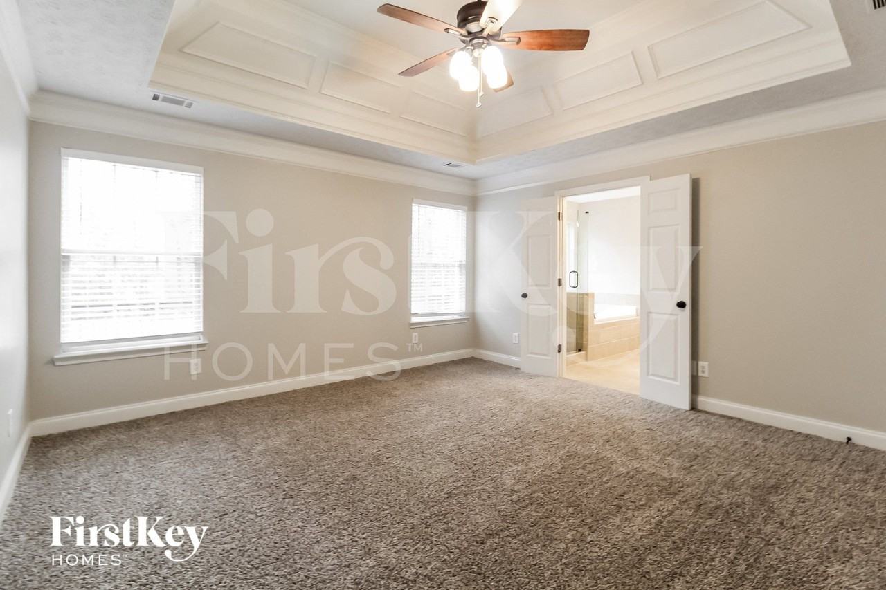 1439 Sierra Ridge Pl - Photo 6 of 15