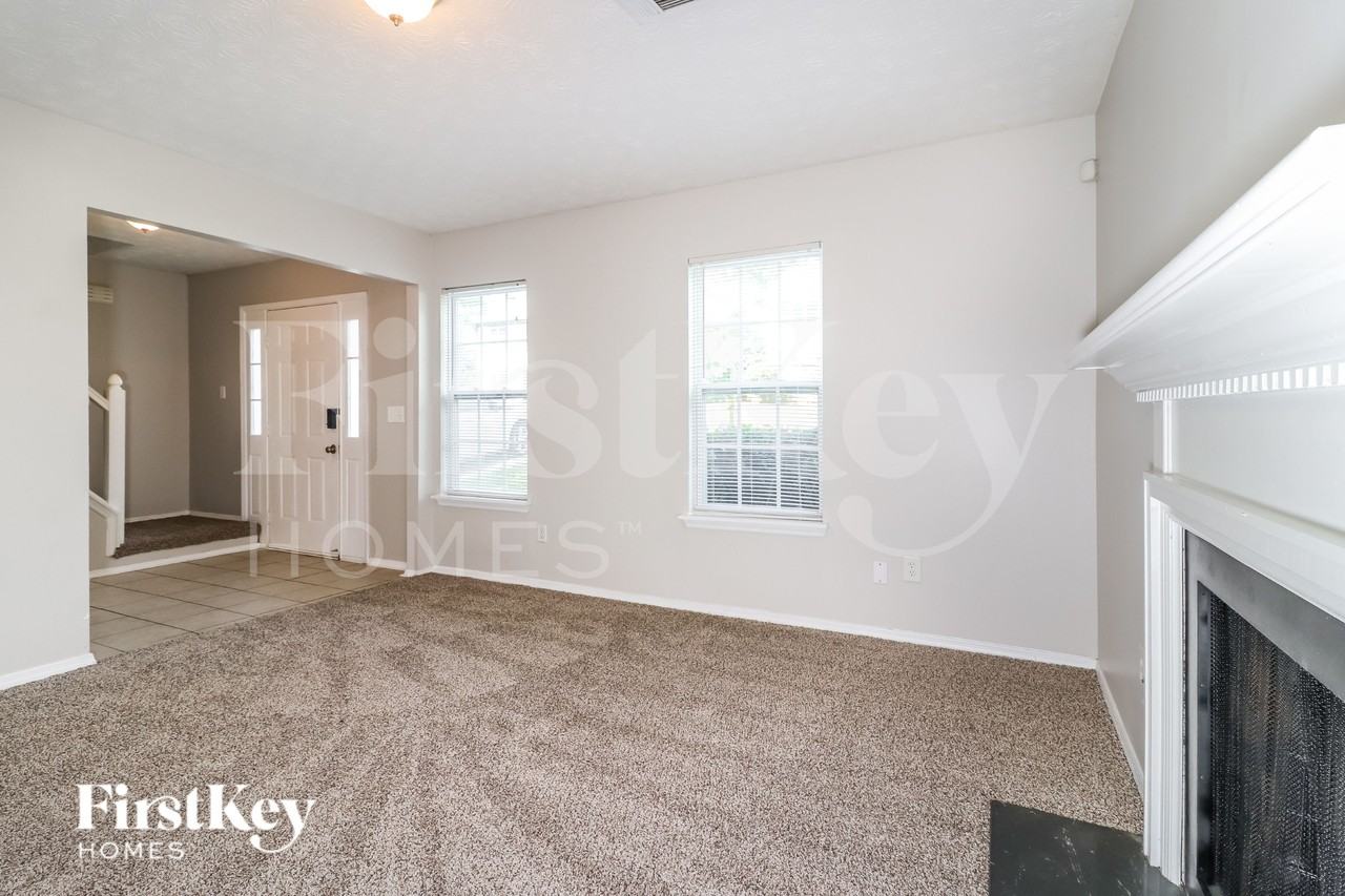 6166 Saint Charles Ct - Photo 3 of 16
