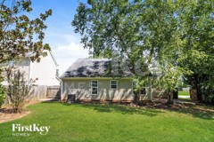 3210 Trenchard Ln - Photo 1 of 1