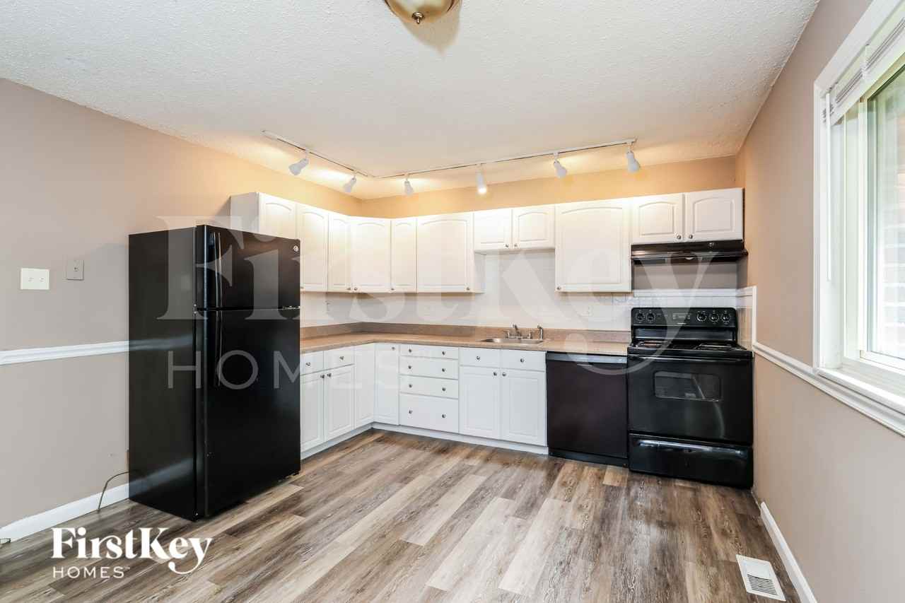 2112 Farthing Ct - Photo 6 of 16