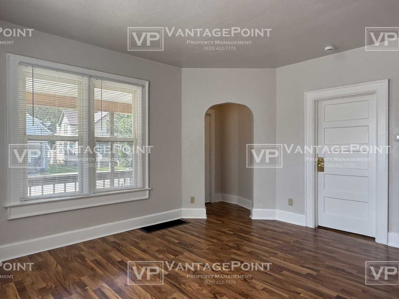 521 12th Ave Lowr - Photo 4 of 16