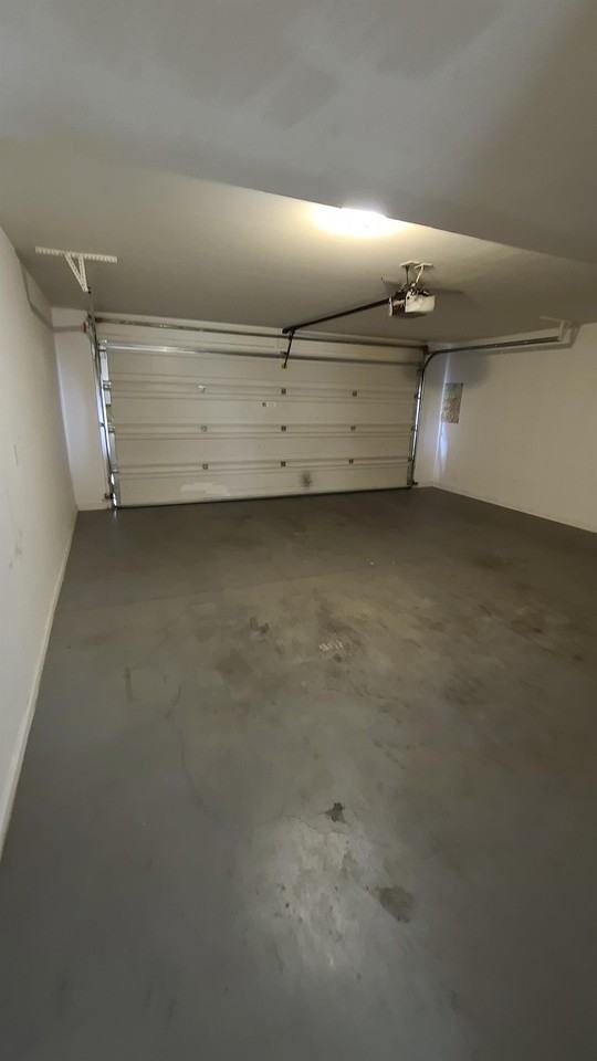 807 Montclair Dr #1 - Photo 4 of 11