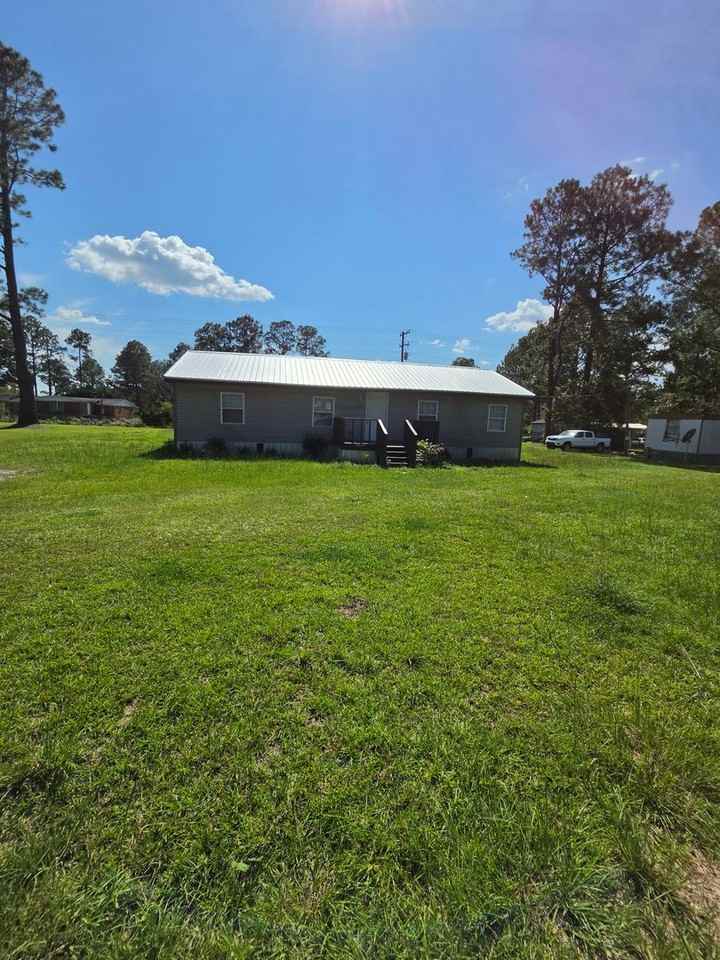 721 Ronnie St - Photo 2 of 41