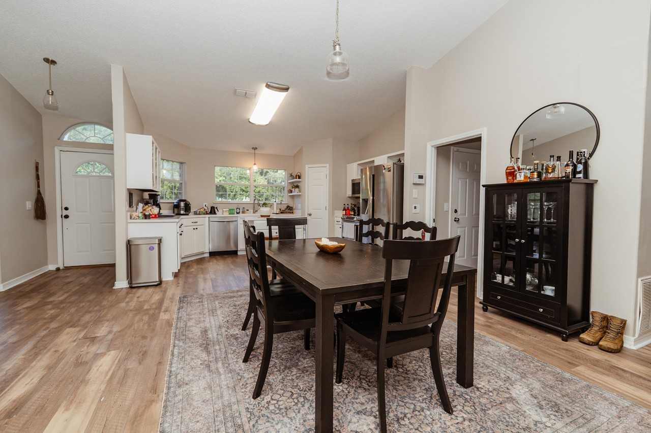 415 Bobby Dr #1 - Photo 2 of 27