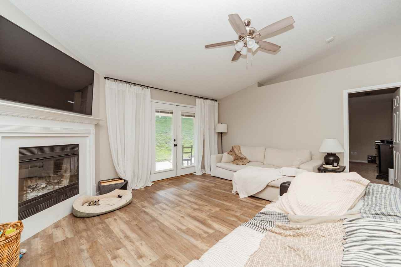 415 Bobby Dr #1 - Photo 7 of 27