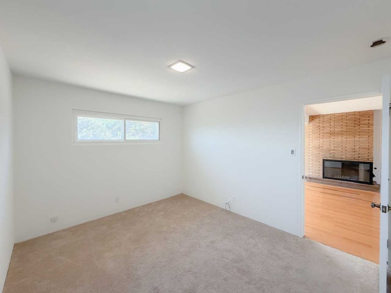 7328 W 88th Pl - Photo 5 of 12