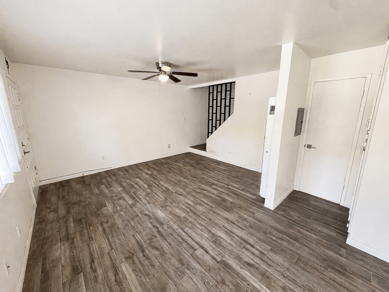 211 E Santa Paula St #B - Photo 6 of 24