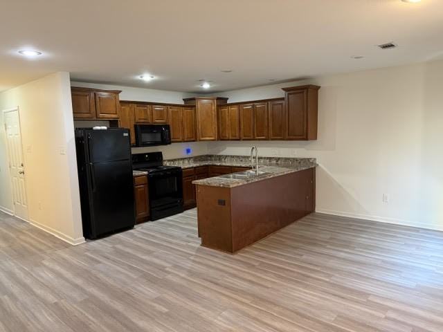 2035 Tyler St #A - Photo 3 of 23
