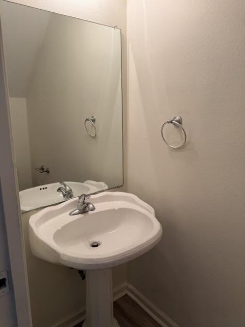 2035 Tyler St #A - Photo 5 of 23
