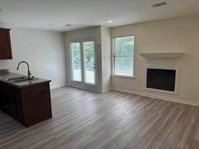 2035 Tyler St #A - Photo 6 of 23