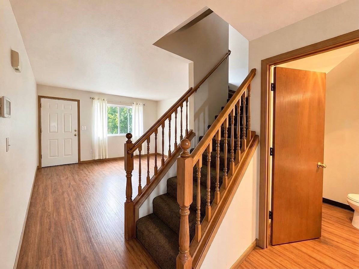 1421 Ne 118th Ave #9 - Photo 5 of 17