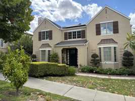 featured image of 223 Mission Tierra Pl #1