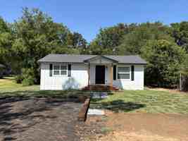 featured image of 205 N Main St
