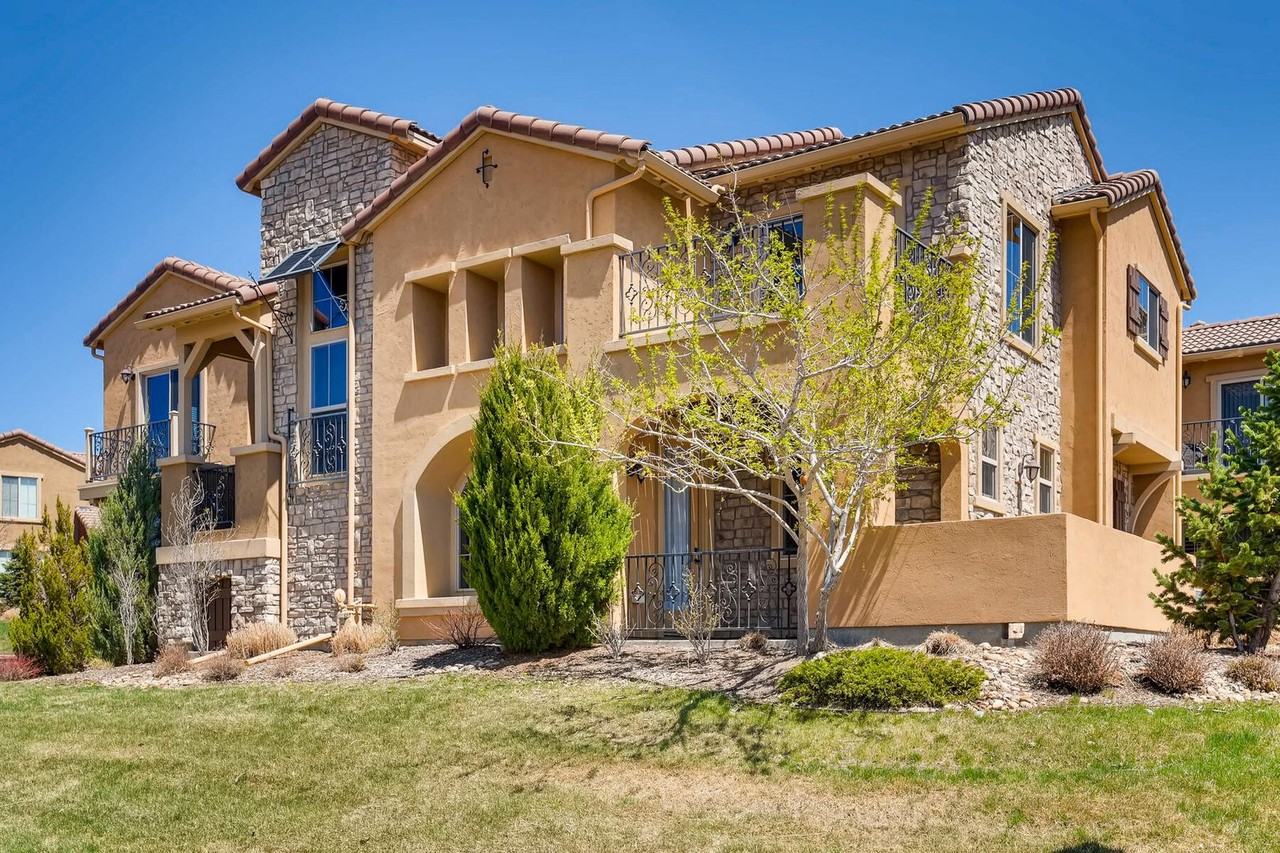 9139 Viaggio Way - Photo 3 of 28