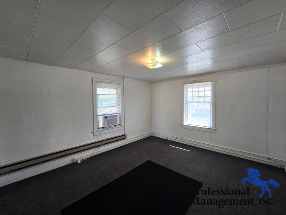 604 N 24th St #3 - Photo 2 of 7