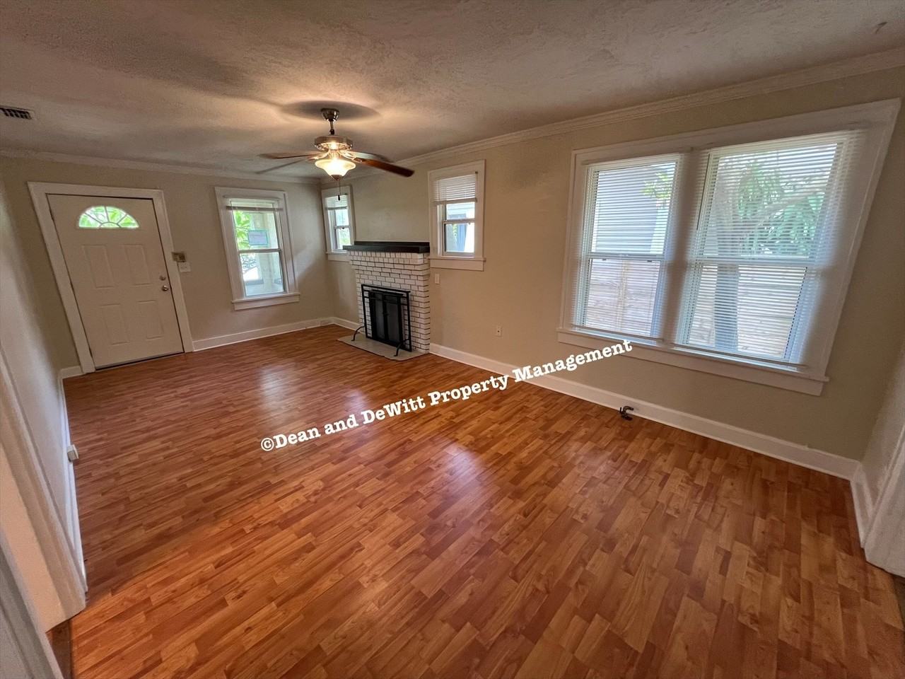 2635 2nd Ave N - Photo 4 of 17