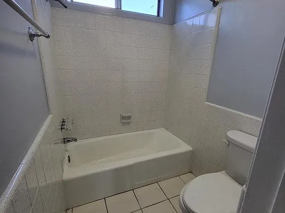 12023 Birch Ave #1 - Photo 3 of 4