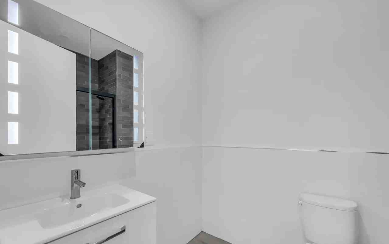 74 Weirfield St #A4F - Photo 2 of 5