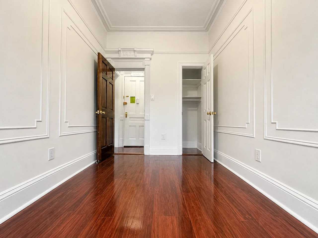229 Hancock St #2G - Photo 5 of 5
