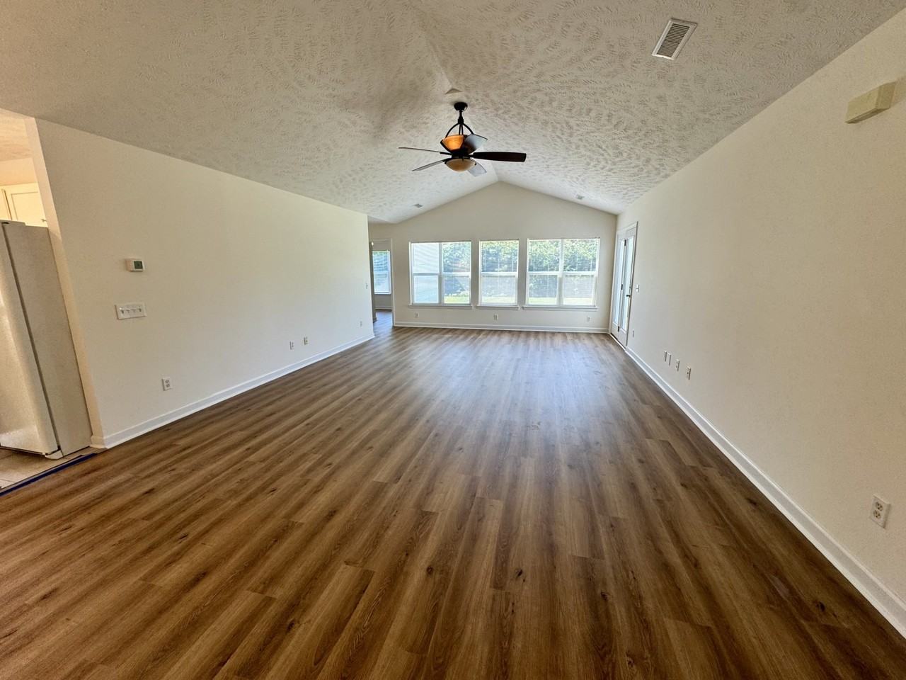 168 Retreat Pl - Photo 3 of 18