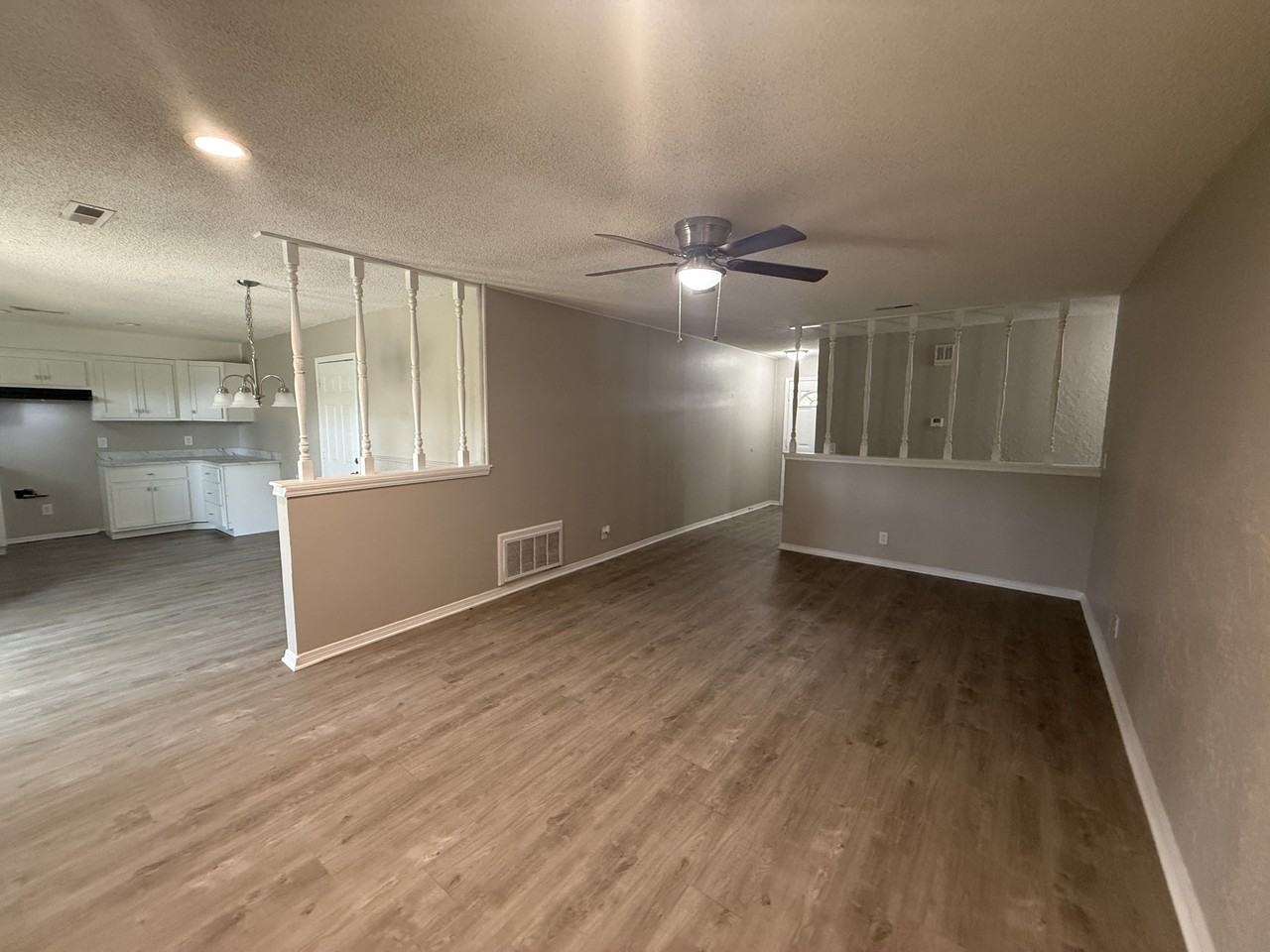 11802 E 62nd Pl - Photo 3 of 15
