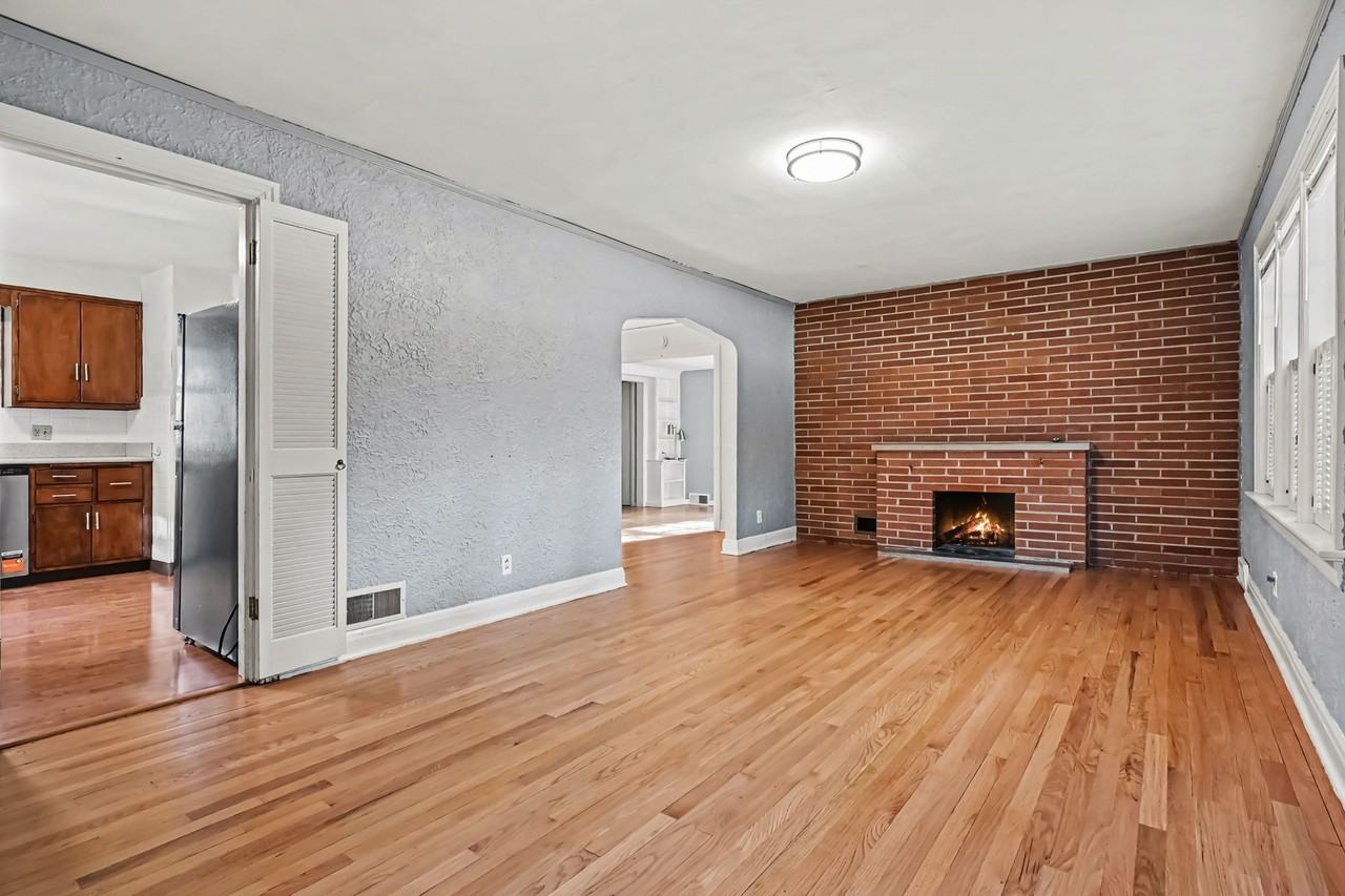 1707 W Hamilton St - Photo 5 of 17