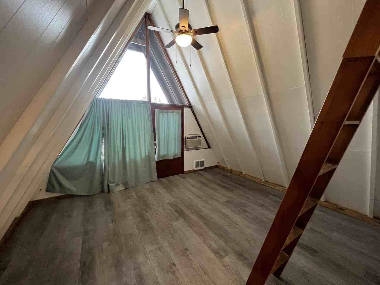 112 Central Ave - Photo 4 of 8