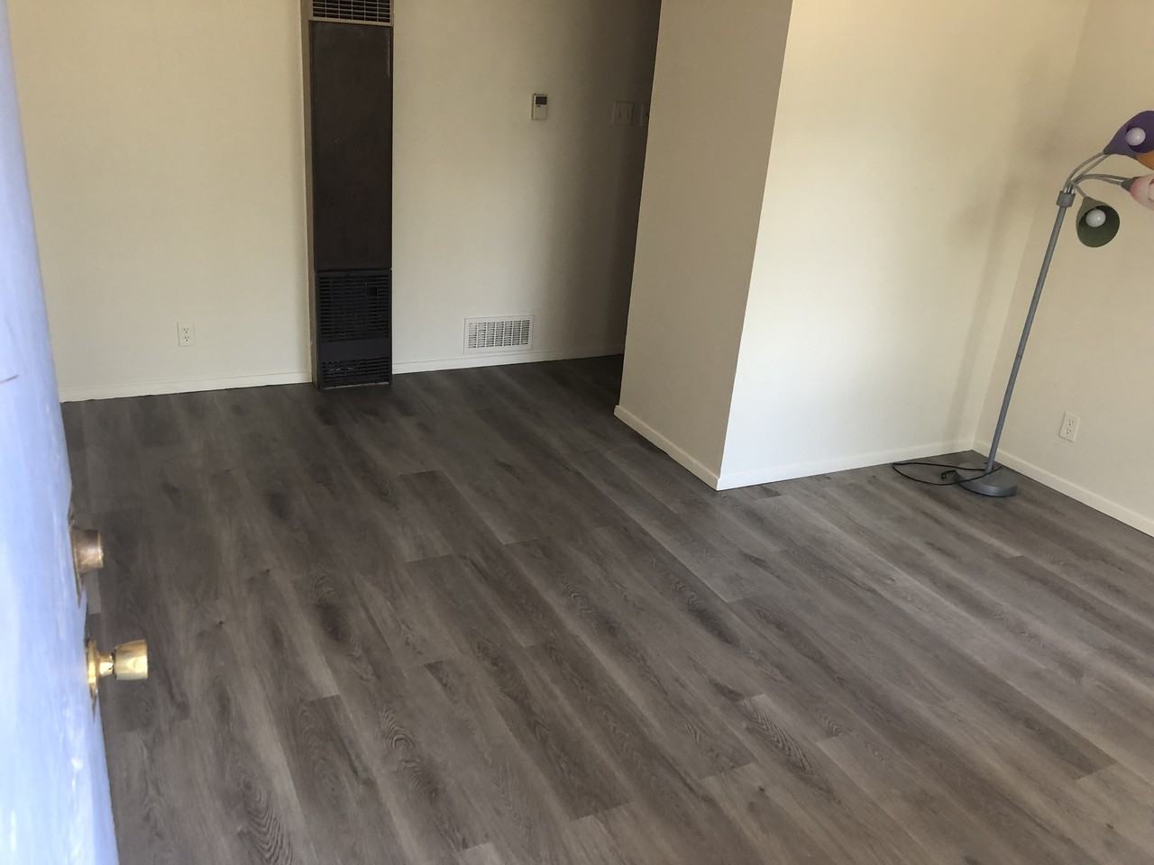 313 Girard Blvd Se - Photo 4 of 14