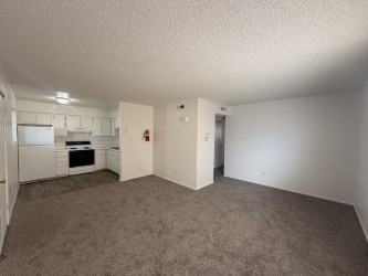 828 Chelwood Park Blvd Ne - Photo 2 of 10