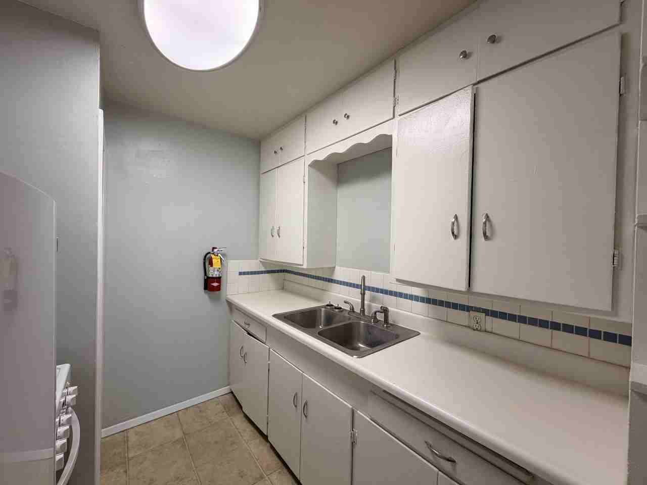 1209 Dr Martin Luther King Jr Ave Ne - Photo 4 of 15