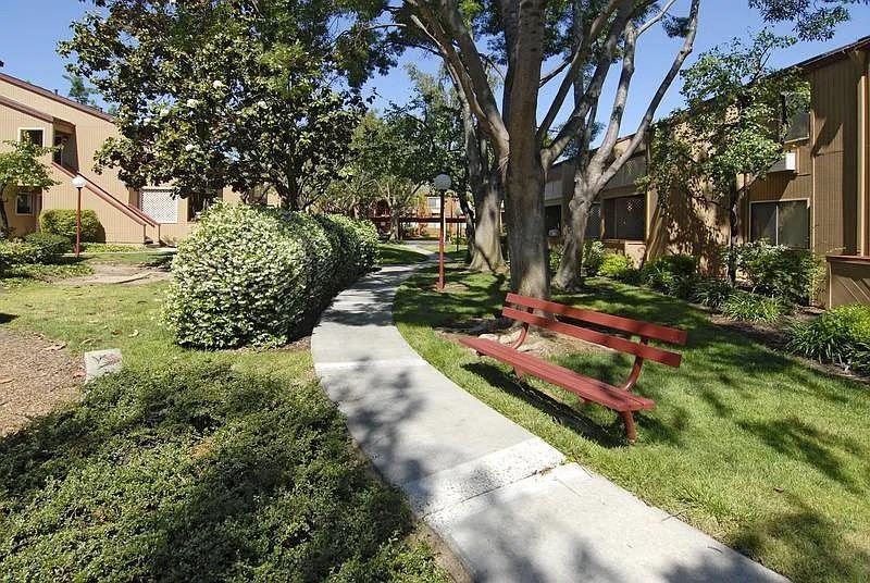 955 Escalon Ave - Photo 4 of 11