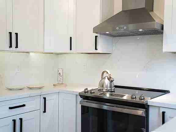 460 E Maude Ave - Photo 5 of 14