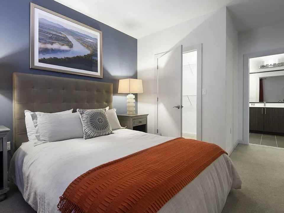 36 River St - Photo 3 of 11